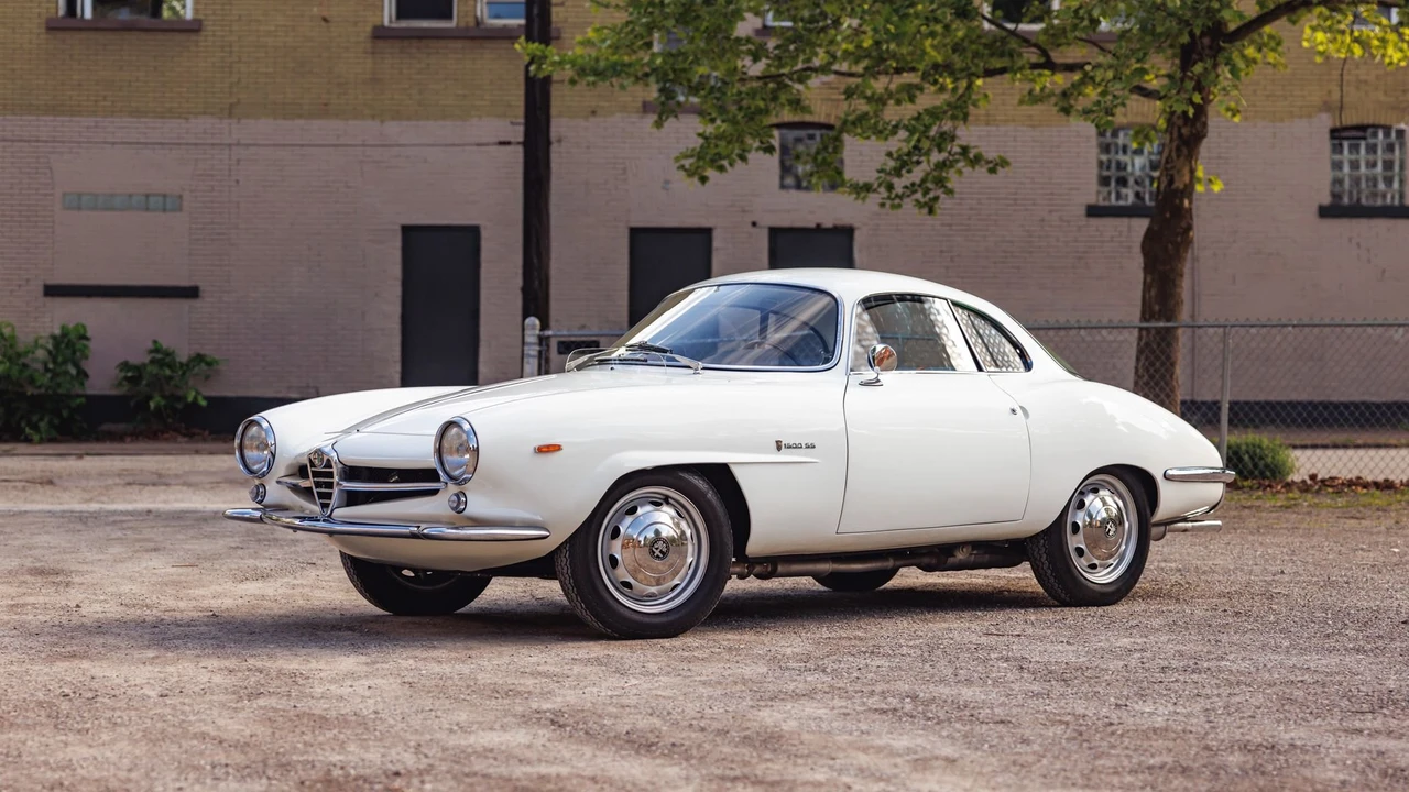 1963 Alfa Romeo Giulietta Sprint Speciale - Image 12 of 31