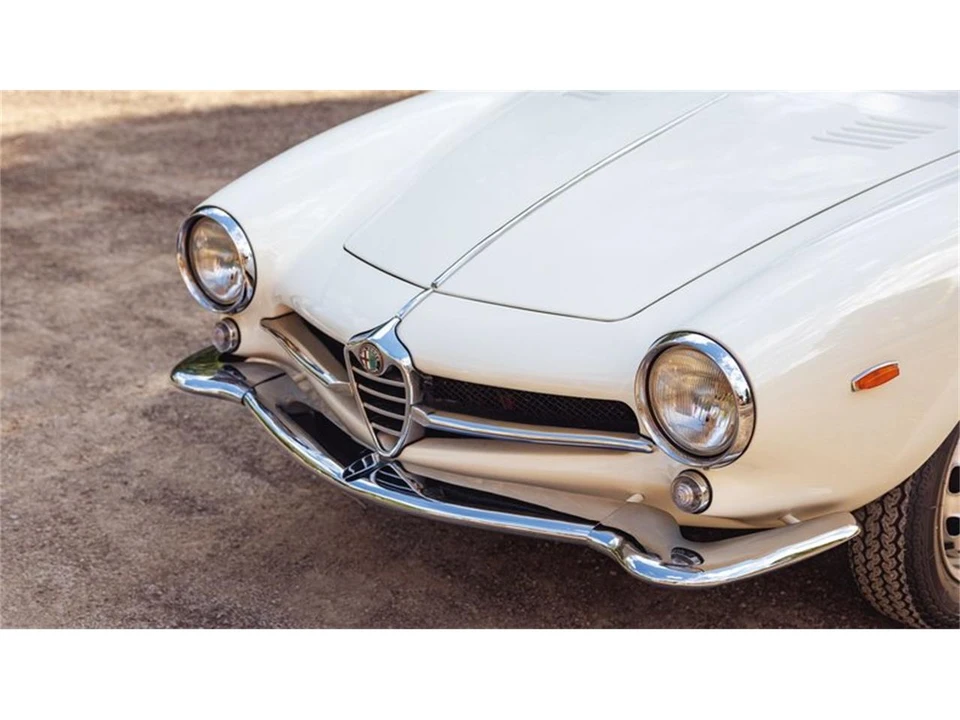1963 Alfa Romeo Giulietta Sprint Speciale - Image 23 of 31