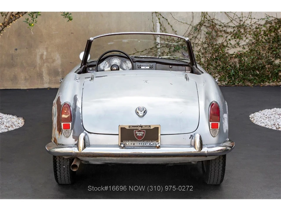 1963 Alfa Romeo Giulietta - Image 5 of 31