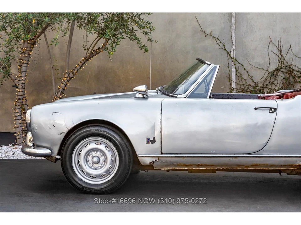 1963 Alfa Romeo Giulietta - Image 17 of 31