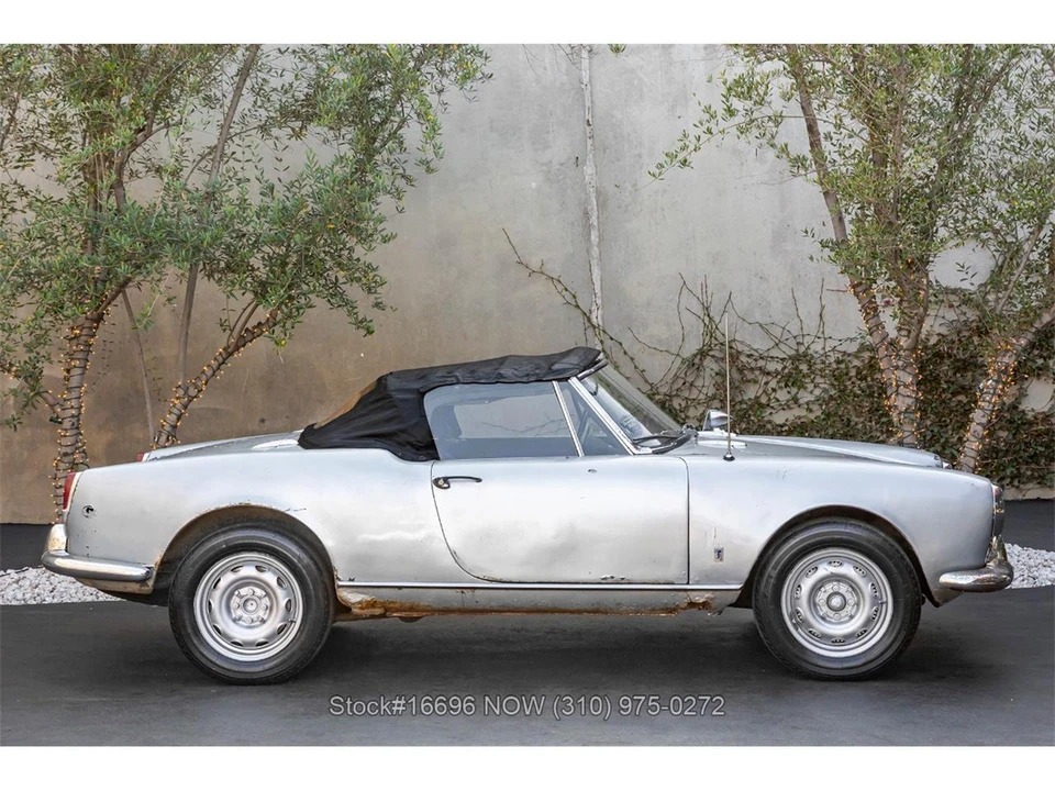 1963 Alfa Romeo Giulietta - Image 9 of 31