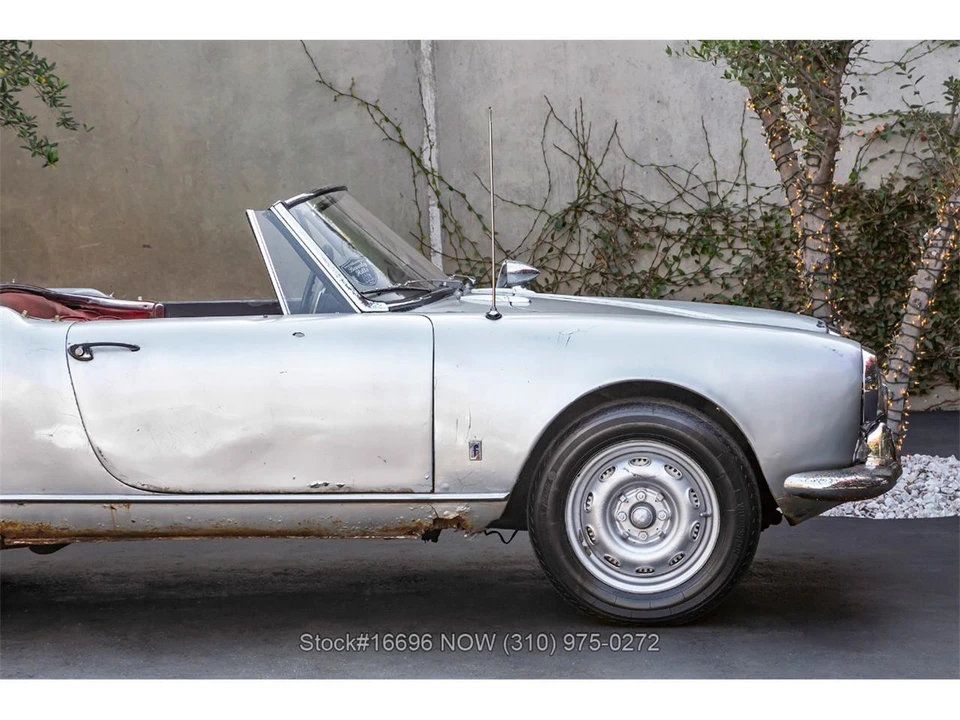 1963 Alfa Romeo Giulietta - Image 15 of 31