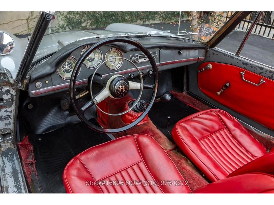 1963 Alfa Romeo Giulietta - Image 21 of 31