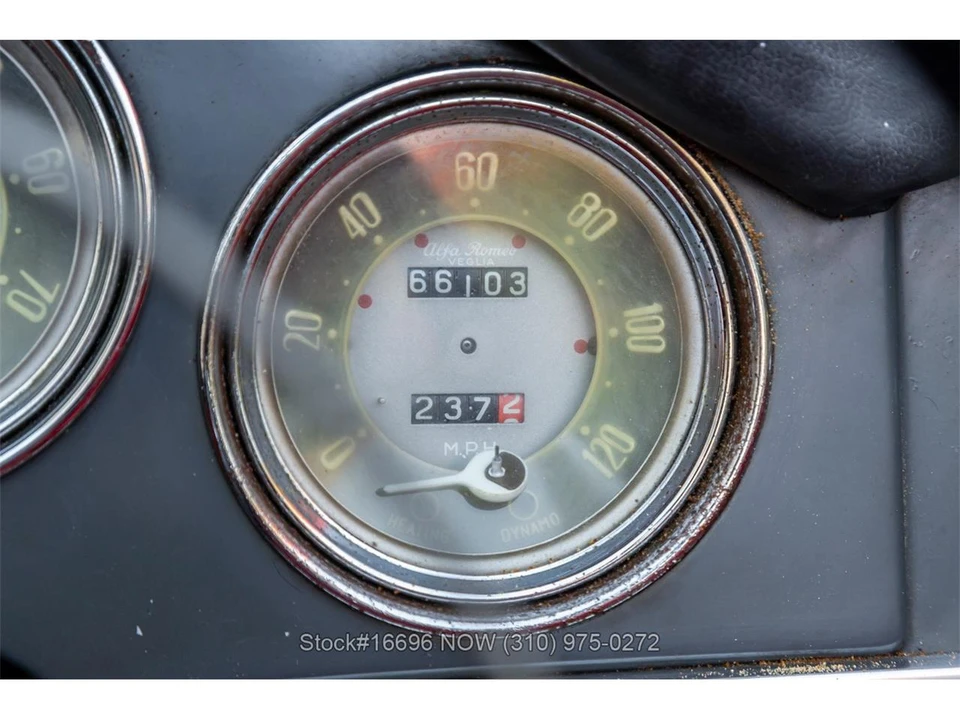 1963 Alfa Romeo Giulietta - Image 23 of 31