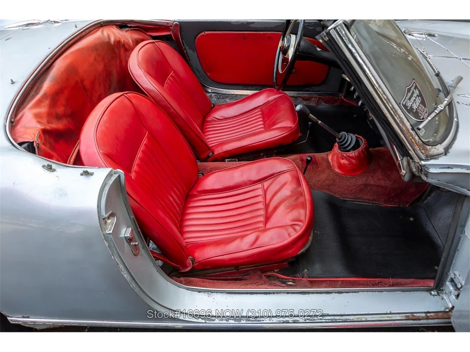 1963 Alfa Romeo Giulietta - Image 24 of 31