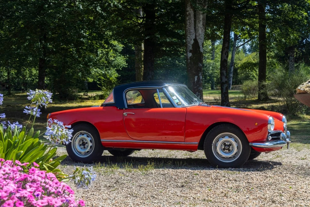 1963 Alfa Romeo Giulietta - Image 24 of 30