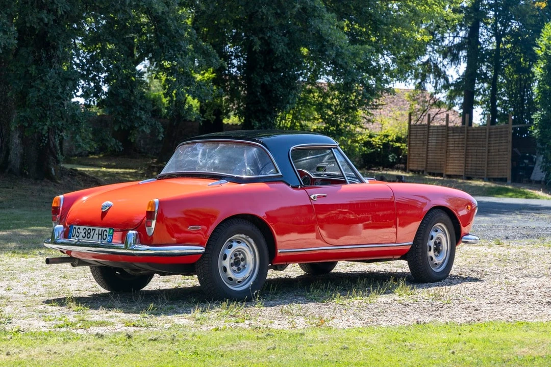 1963 Alfa Romeo Giulietta - Image 25 of 30
