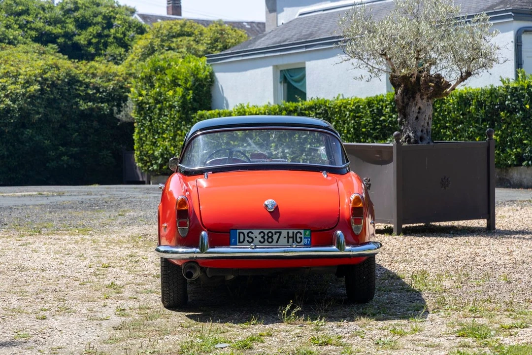 1963 Alfa Romeo Giulietta - Image 28 of 30
