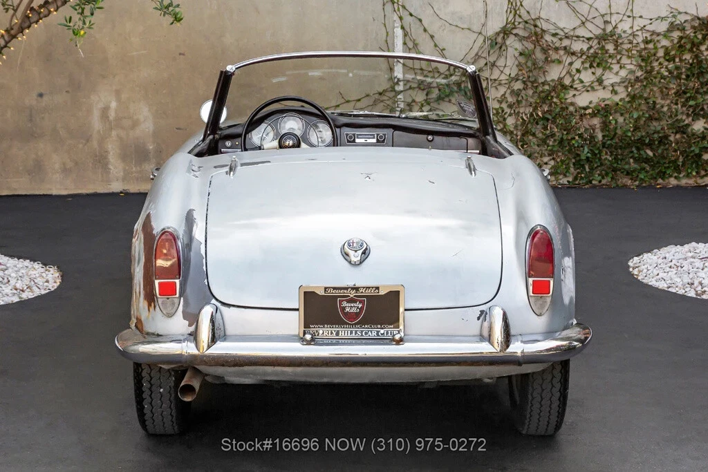 1963 Alfa Romeo Giulietta - Image 6 of 12