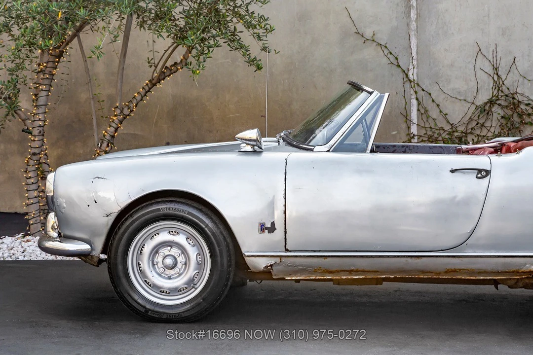 1963 Alfa Romeo Giulietta - Image 19 of 31