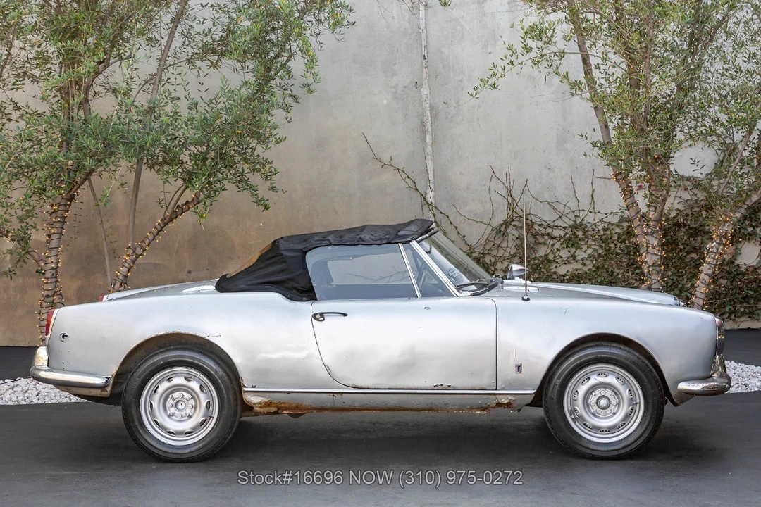 1963 Alfa Romeo Giulietta - Image 11 of 31