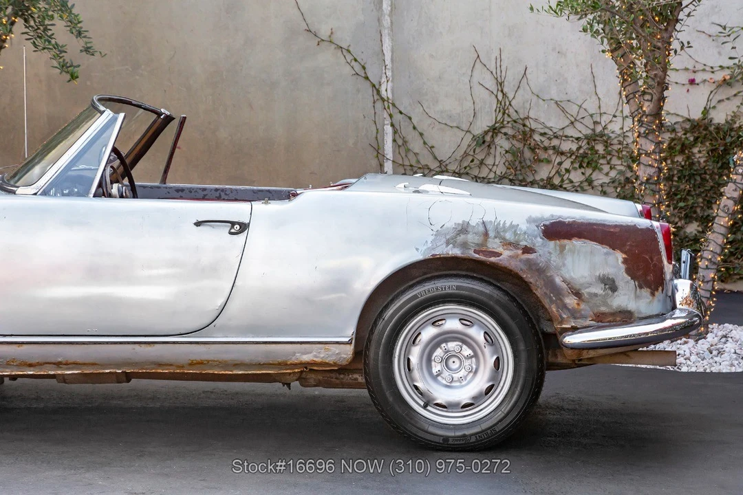 1963 Alfa Romeo Giulietta - Image 20 of 31