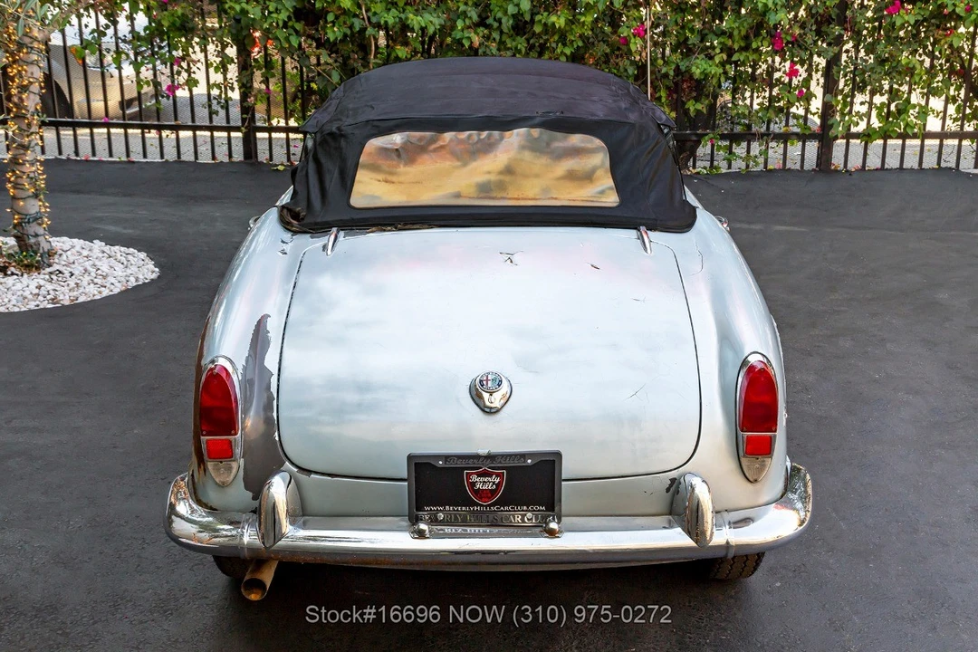 1963 Alfa Romeo Giulietta - Image 12 of 31