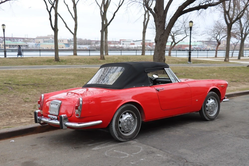 1963 Alfa Romeo 105/115 Series Spider - Image 3 of 5