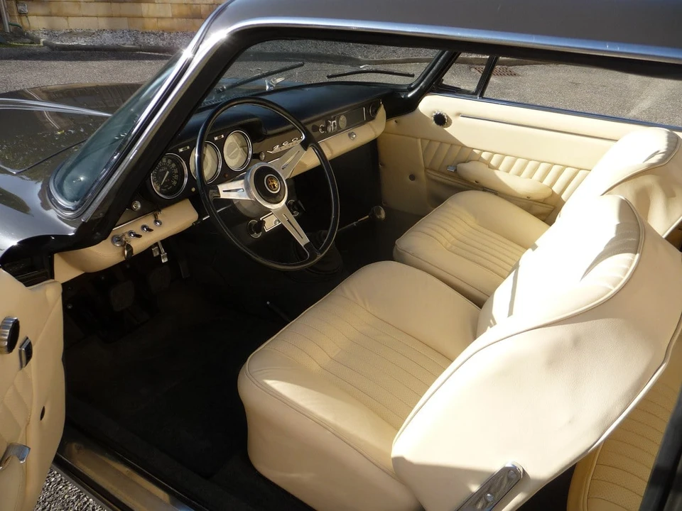 1963 Alfa Romeo 2600 - Image 14 of 30