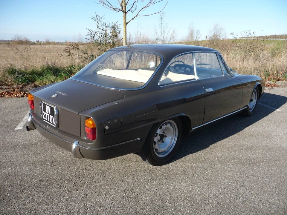 1963 Alfa Romeo 2600 - Image 8 of 30