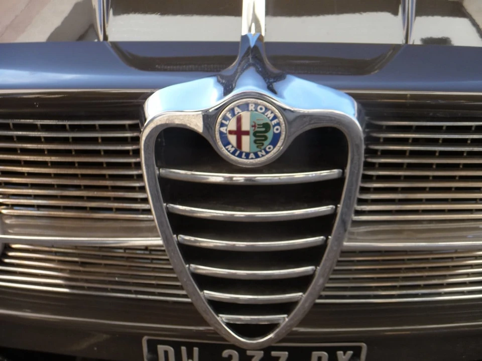 1963 Alfa Romeo 2600 - Image 29 of 30