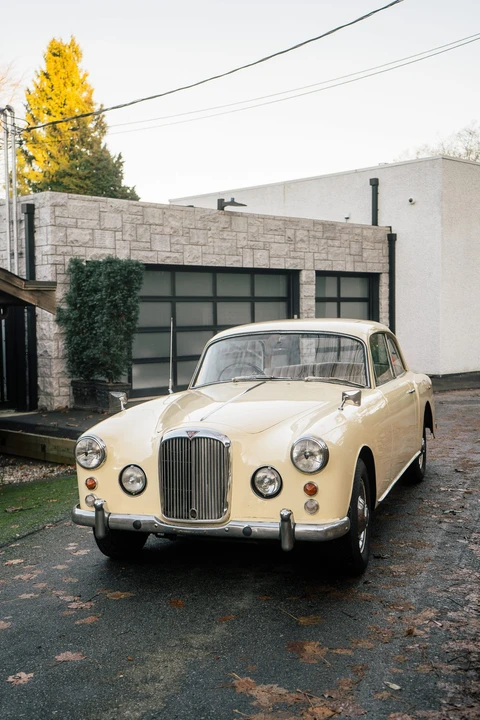1963 Alvis - Image 4 of 31