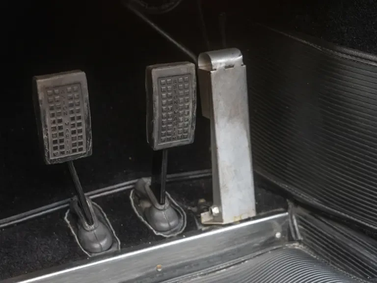 1963 Aston Martin DB4 Convertible - Image 18 of 31