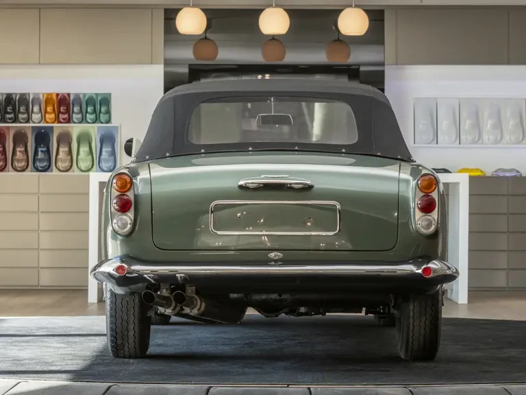 1963 Aston Martin DB4 Convertible - Image 9 of 31