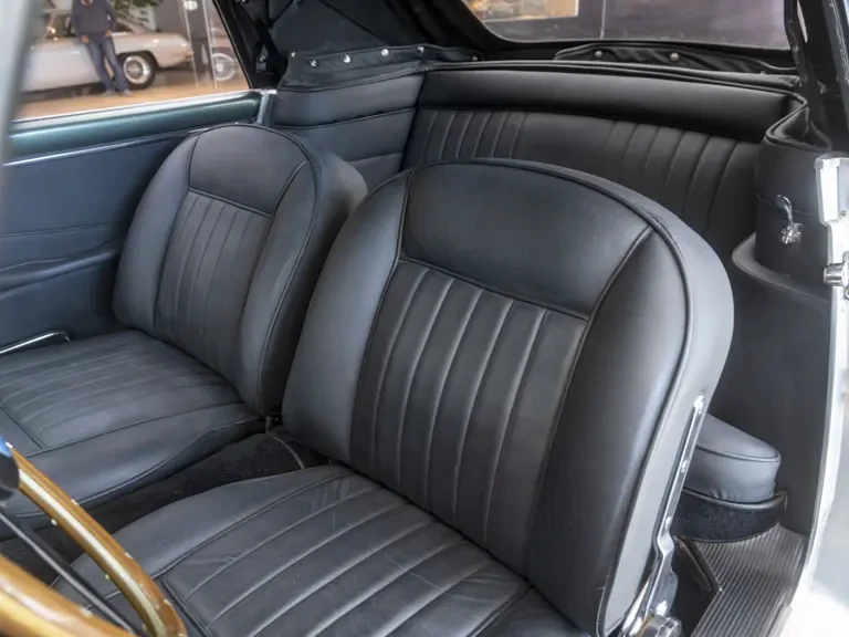 1963 Aston Martin DB4 Convertible - Image 21 of 31
