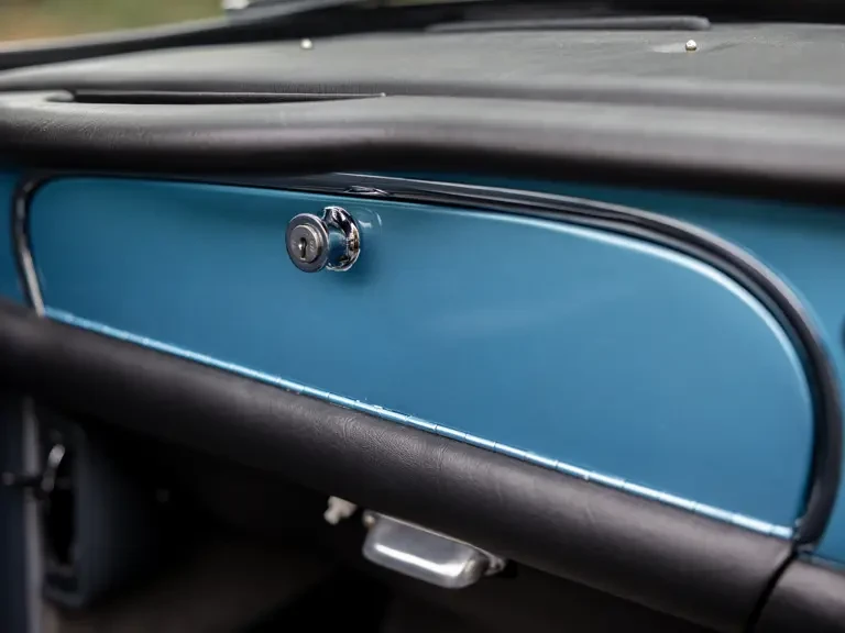 1963 Aston Martin DB4 Convertible - Image 24 of 31