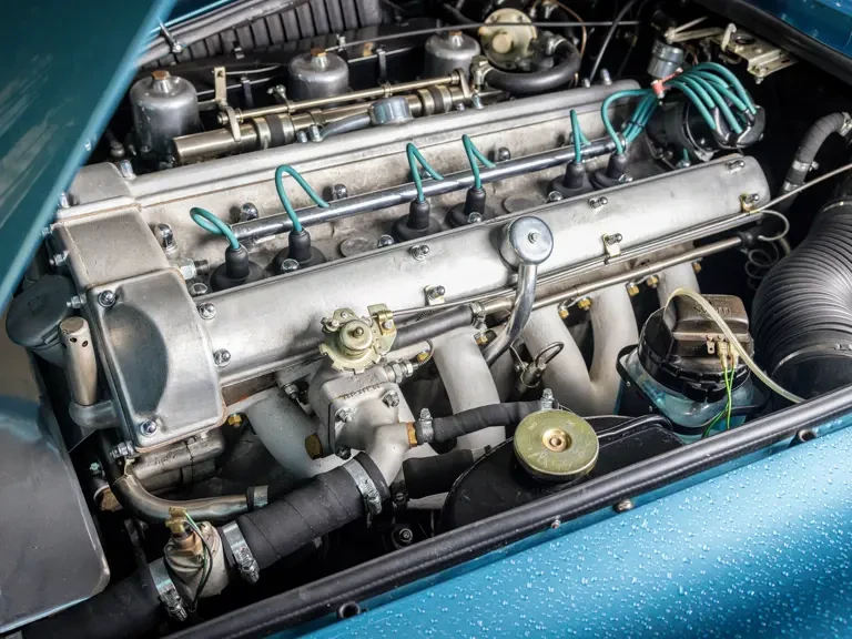 1963 Aston Martin DB4 Convertible - Image 4 of 31