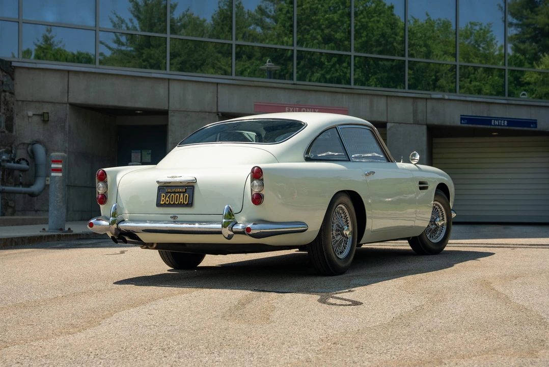 1963 Aston Martin DB4 Vantage - Image 16 of 31