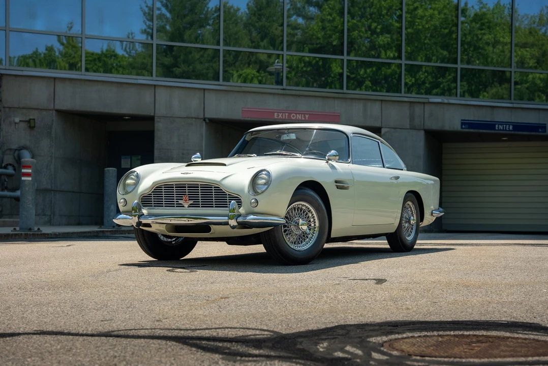 1963 Aston Martin DB4 Vantage - Image 3 of 31