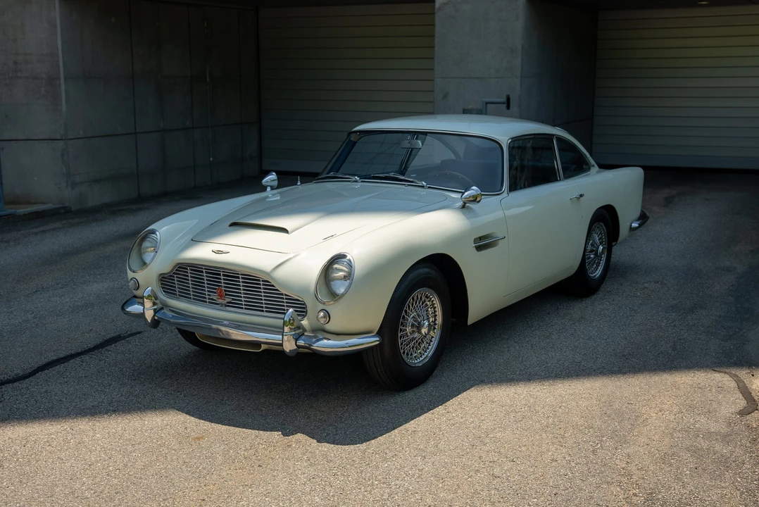 1963 Aston Martin DB4 Vantage - Image 5 of 31