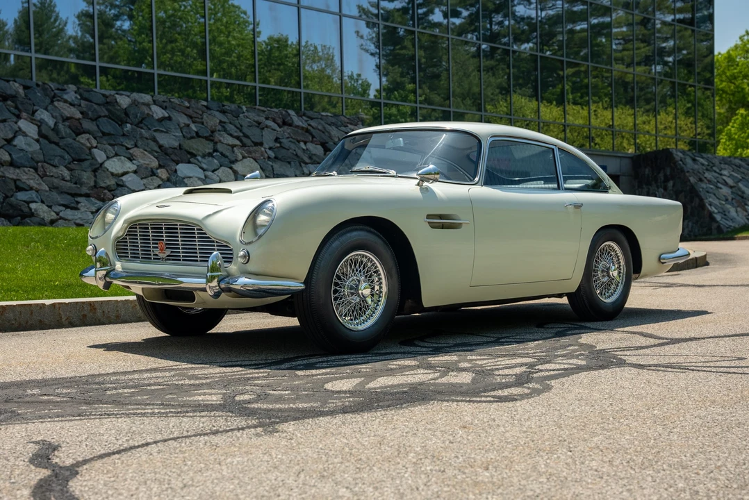 1963 Aston Martin DB4 Vantage - Image 7 of 31