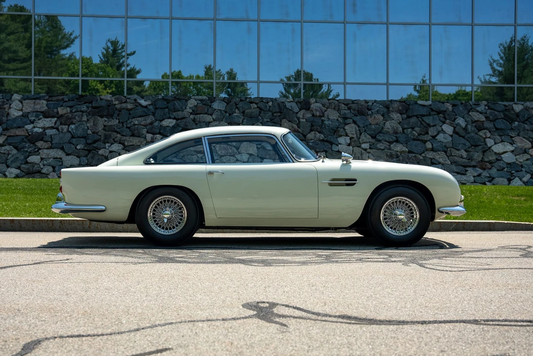 1963 Aston Martin DB4 Vantage - Image 18 of 31