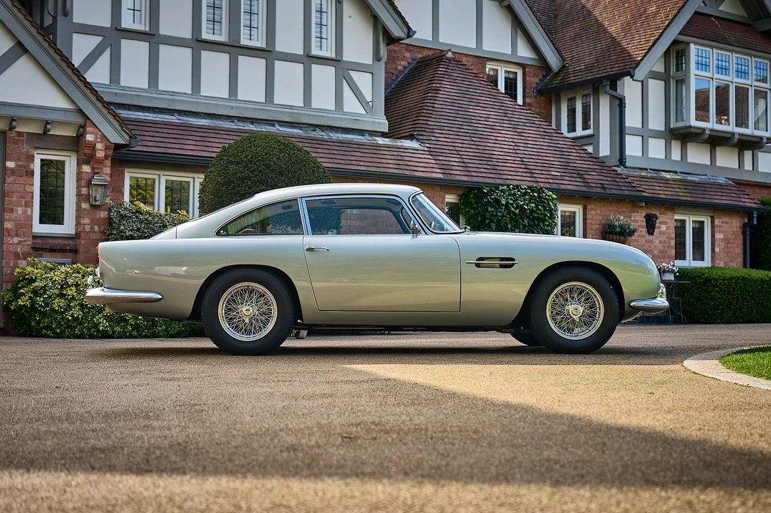1963 Aston Martin DB4 Vantage - Image 4 of 31
