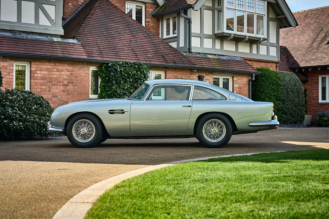 1963 Aston Martin DB4 Vantage - Image 8 of 31