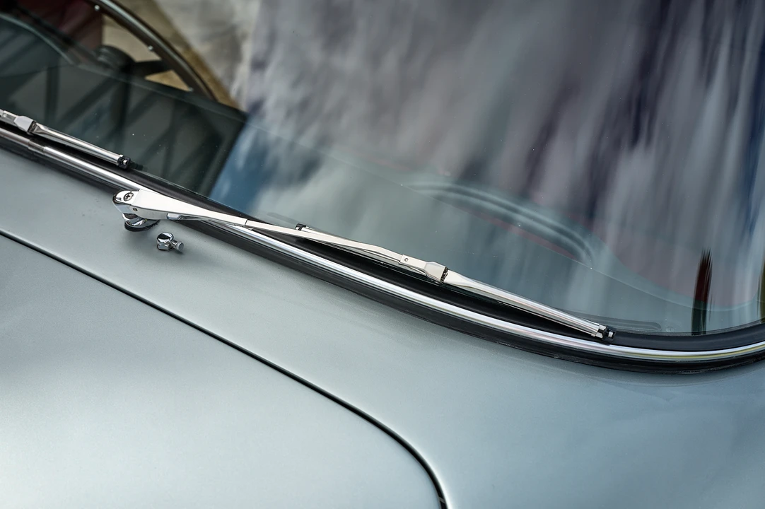 1963 Aston Martin DB4 Vantage - Image 22 of 31