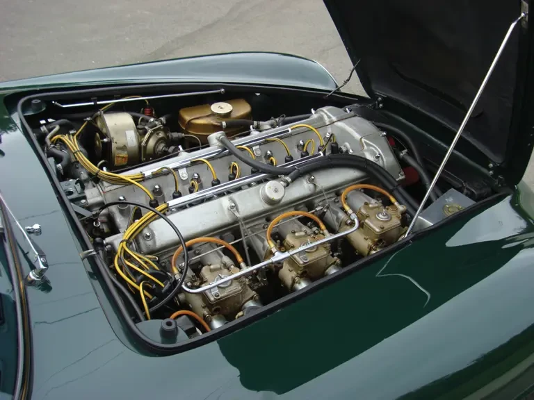 1963 Aston Martin DB4 Vantage - Image 4 of 18