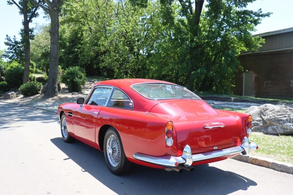 1963 Aston Martin DB4 - Image 6 of 8