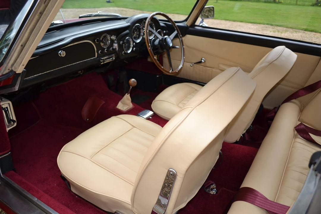 1963 Aston Martin DB4 Vantage - Image 6 of 14