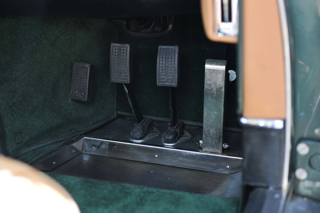 1963 Aston Martin DB4 - Image 19 of 31