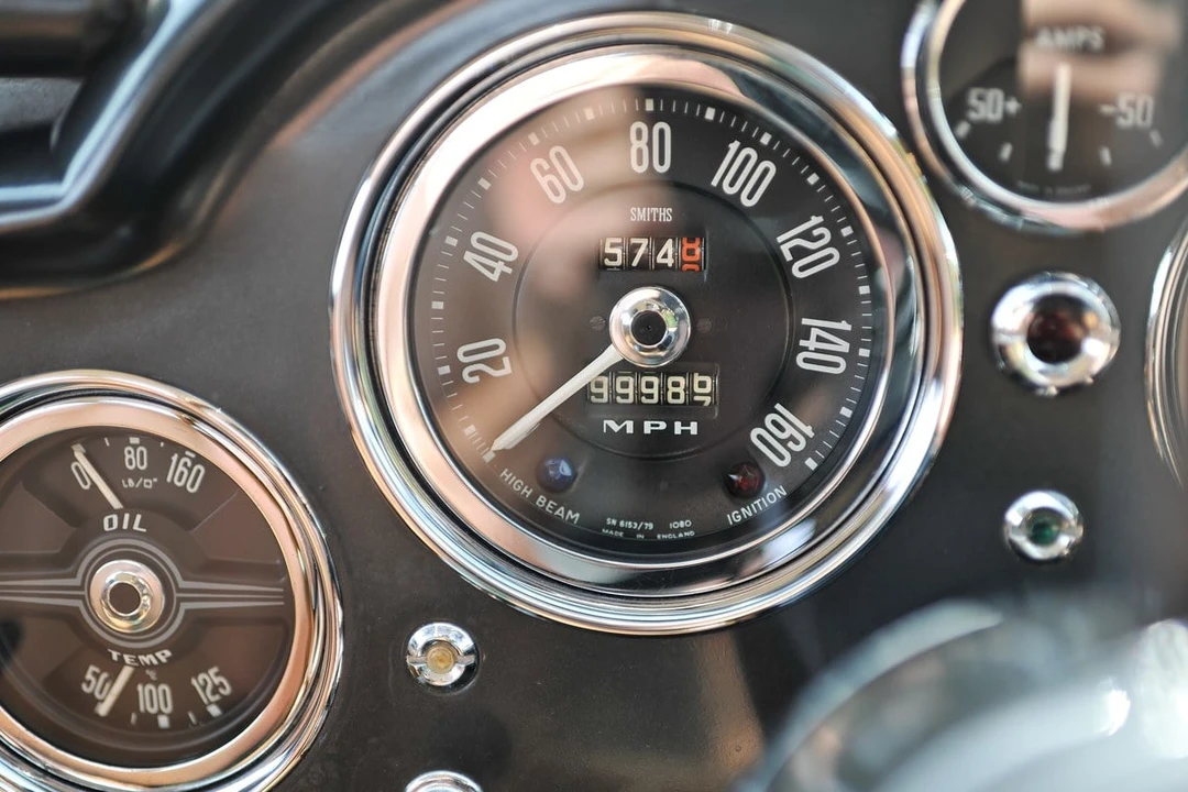 1963 Aston Martin DB4 - Image 24 of 31