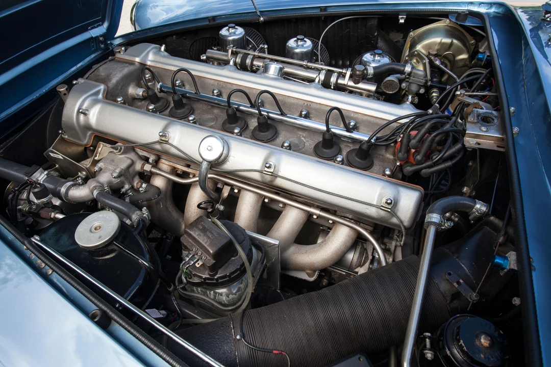 1963 Aston Martin DB4 Convertible - Image 4 of 20