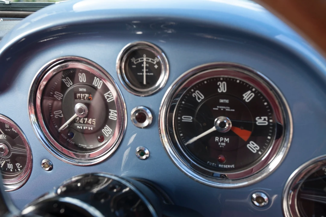 1963 Aston Martin DB4 Convertible - Image 5 of 20