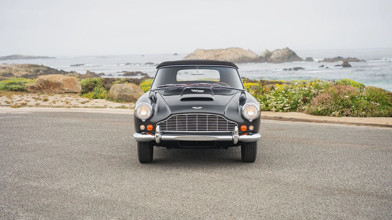 1963 Aston Martin DB4 Convertible - Image 8 of 31