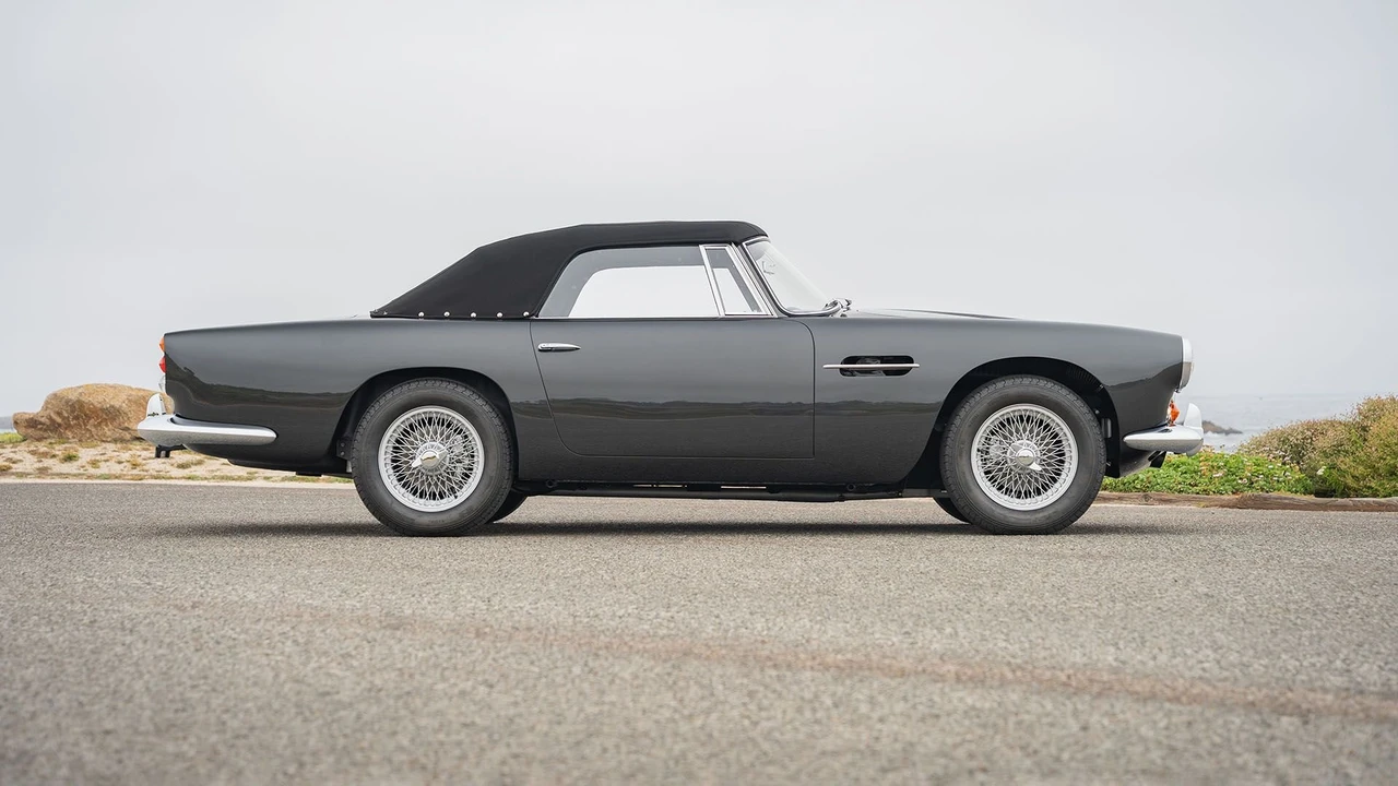 1963 Aston Martin DB4 Convertible - Image 3 of 31