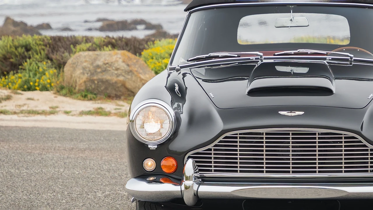1963 Aston Martin DB4 Convertible - Image 23 of 31