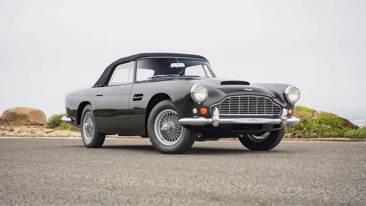 1963 Aston Martin DB4 Convertible - Image 7 of 31