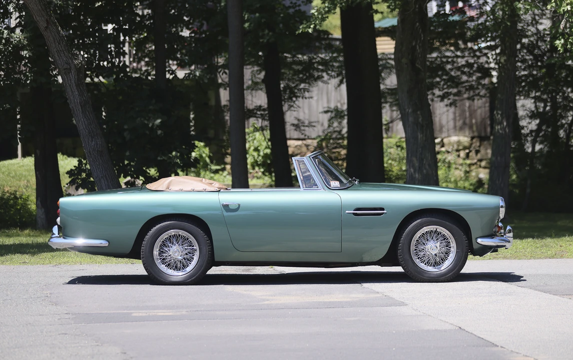 1963 Aston Martin DB4 Convertible - Image 2 of 17