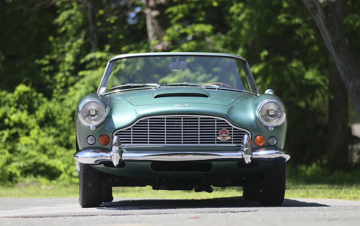 1963 Aston Martin DB4 Convertible - Image 8 of 17