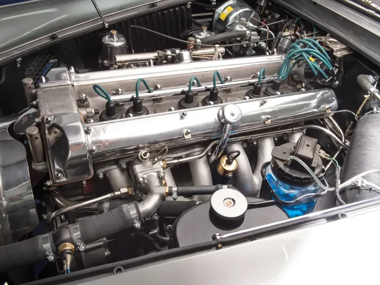 1963 Aston Martin DB4 Convertible - Image 28 of 30