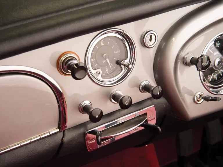 1963 Aston Martin DB4 Convertible - Image 18 of 30